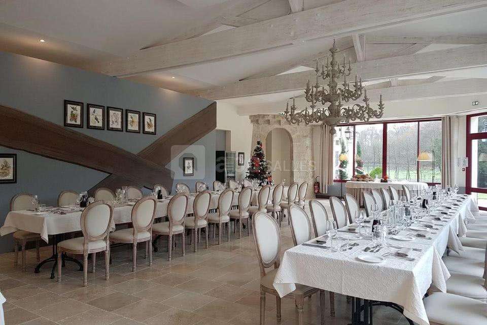 Chateau Laroche-ploquin Hotel 4*